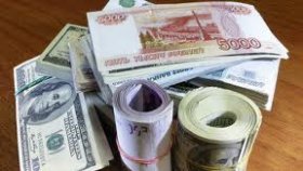 Какие скачки ожидают рубль в год лошади? Прогнозы экспертов
